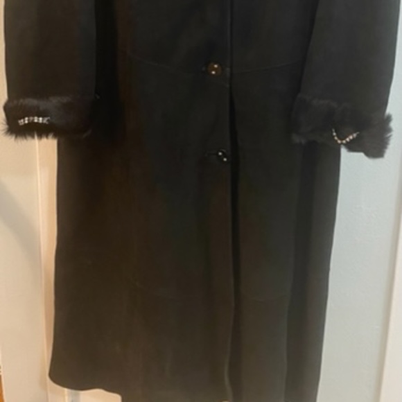 Dublyonka- Sheepskin coat - Picture 4 of 5
